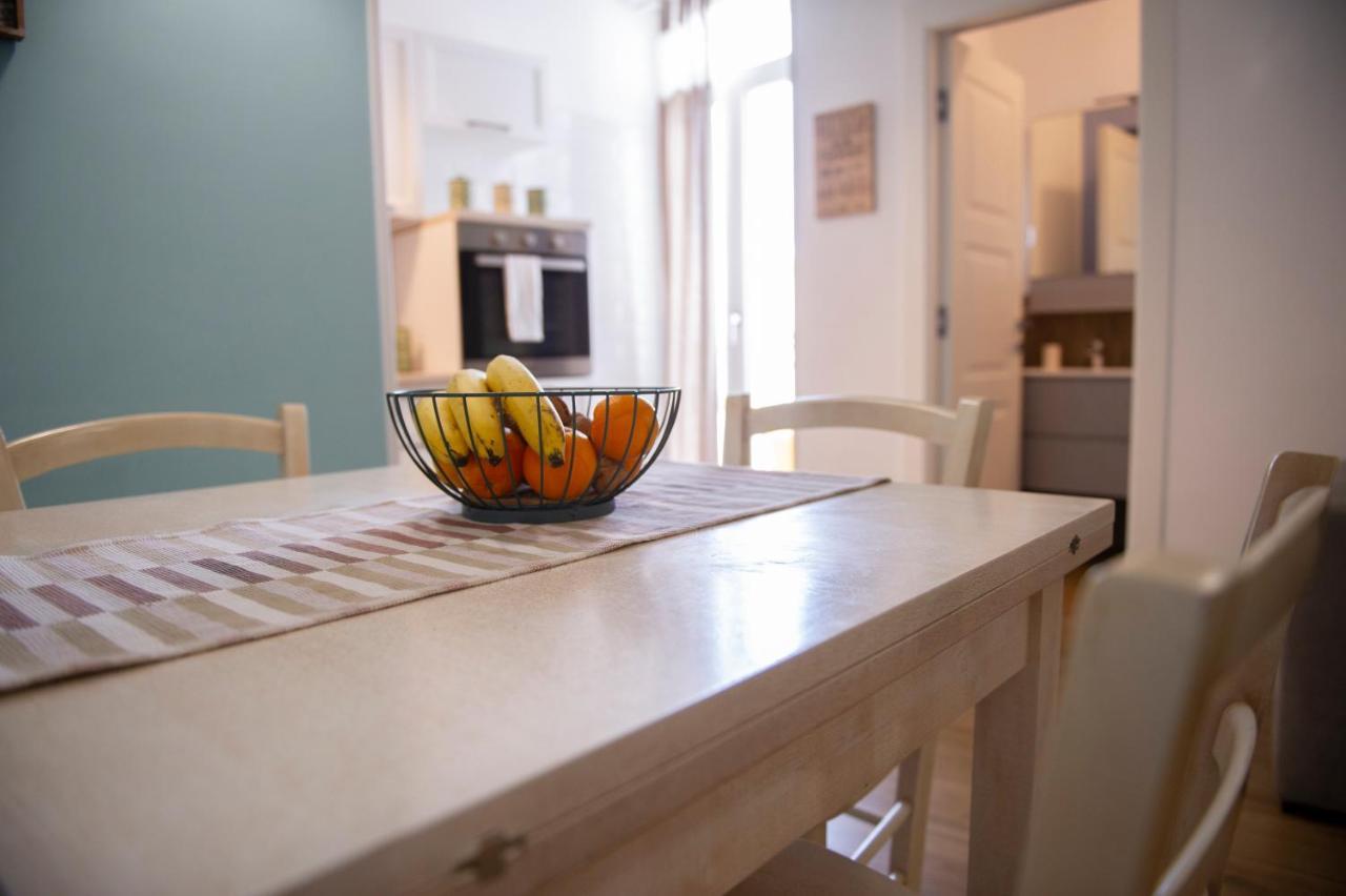 Color Apartment モノーポリ エクステリア 写真
