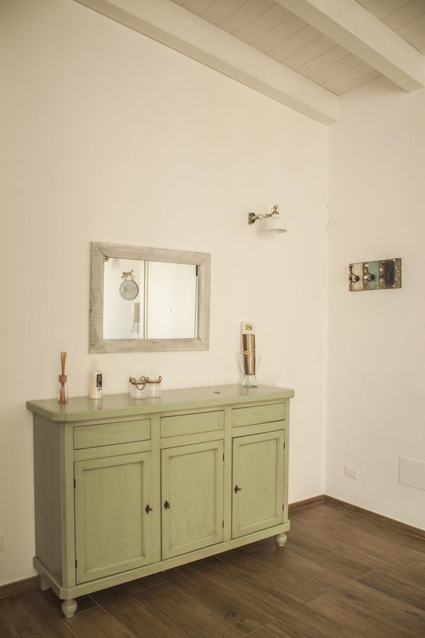 Color Apartment モノーポリ エクステリア 写真